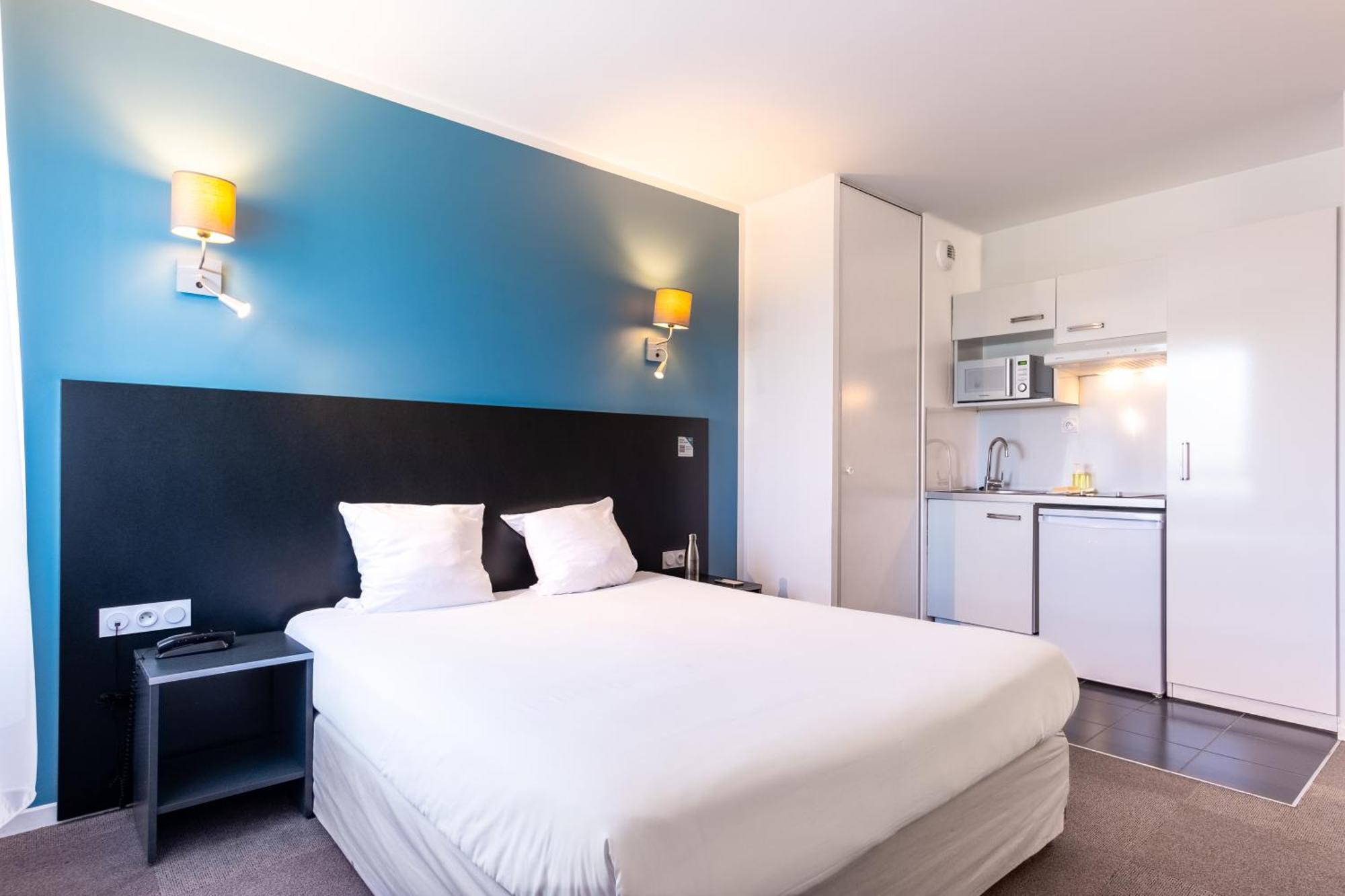 Studio Supérieur (2 Lits Simples + 1 Canapé-Lit)